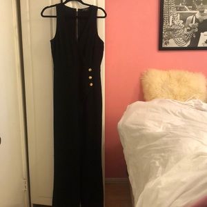 New with tag, Bebe v-neck sleeveless jumpsuit